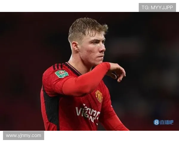 霍伊伦客场大放异彩两射一传助球队领跑小组赛喜悦无比